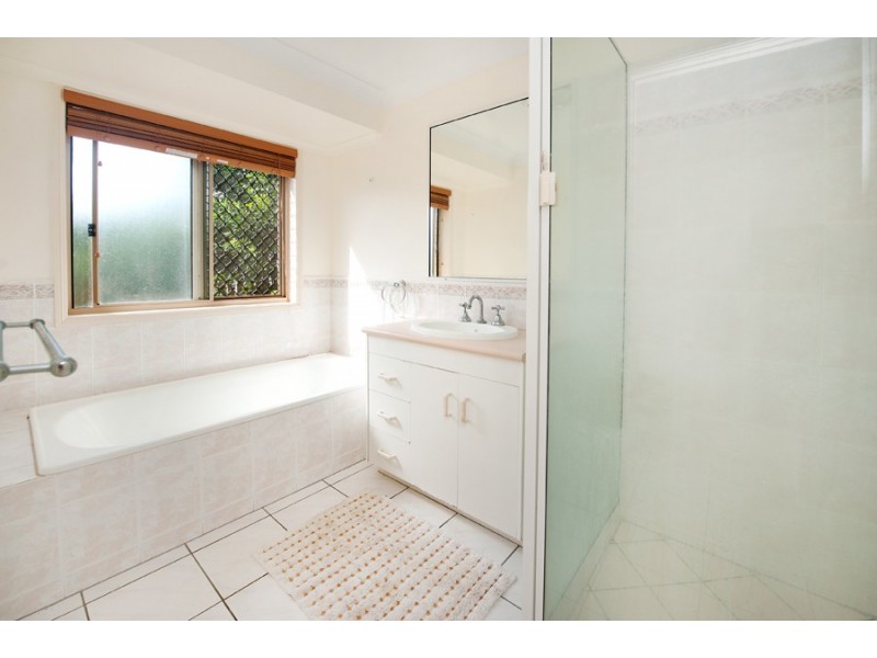 80 Slater Avenue, Blacks Beach QLD 4740