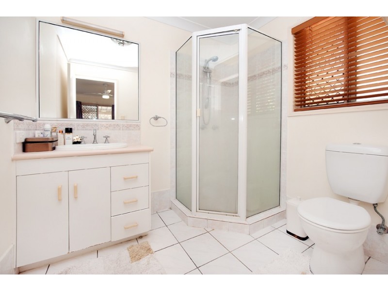 80 Slater Avenue, Blacks Beach QLD 4740