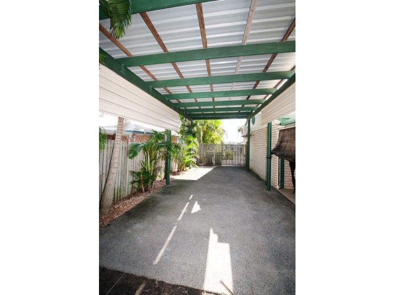 80 Slater Avenue, Blacks Beach QLD 4740