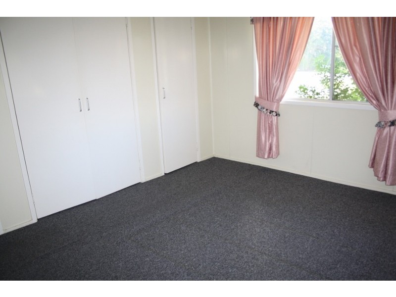 14 Middle Crescent, Dysart QLD 4745