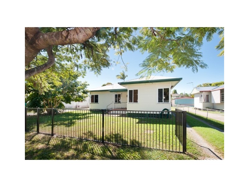 20 Adrian Street, West Mackay QLD 4740