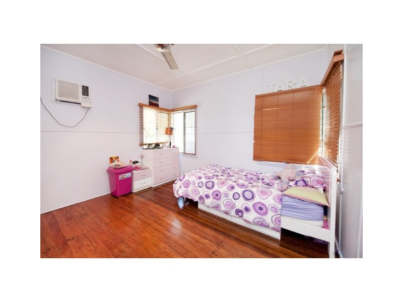 20 Adrian Street, West Mackay QLD 4740