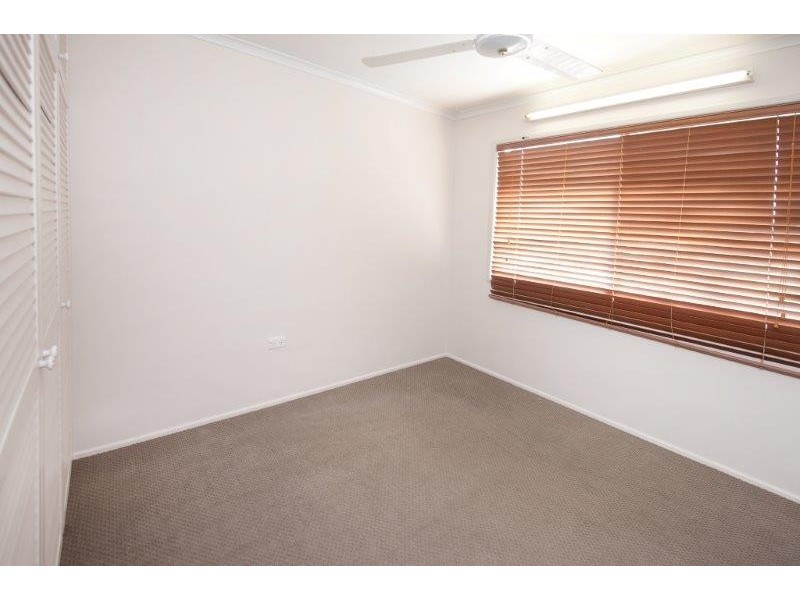 9 Peak Downs Highway, Walkerston QLD 4751