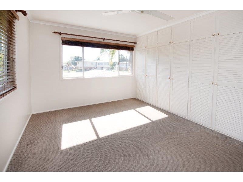 9 Peak Downs Highway, Walkerston QLD 4751