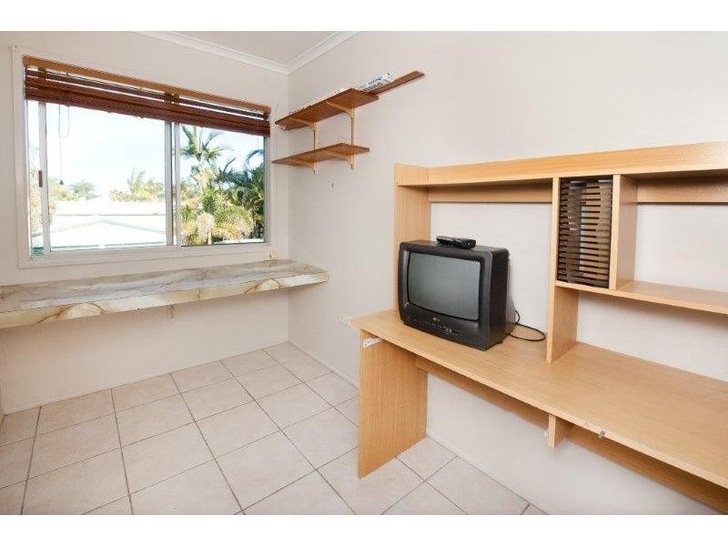 9 Peak Downs Highway, Walkerston QLD 4751