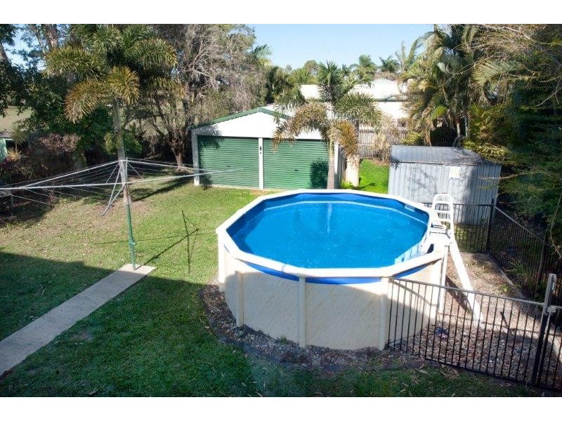 9 Peak Downs Highway, Walkerston QLD 4751