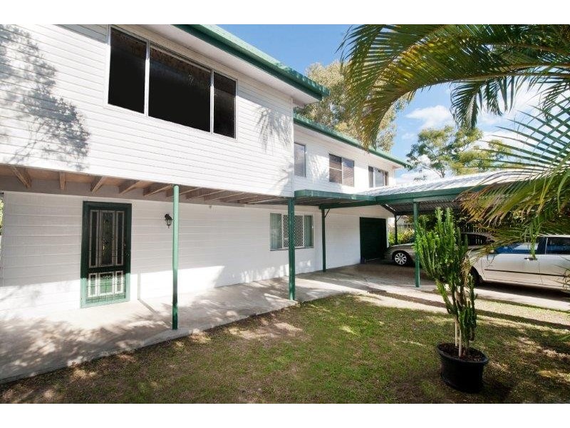 9 Peak Downs Highway, Walkerston QLD 4751