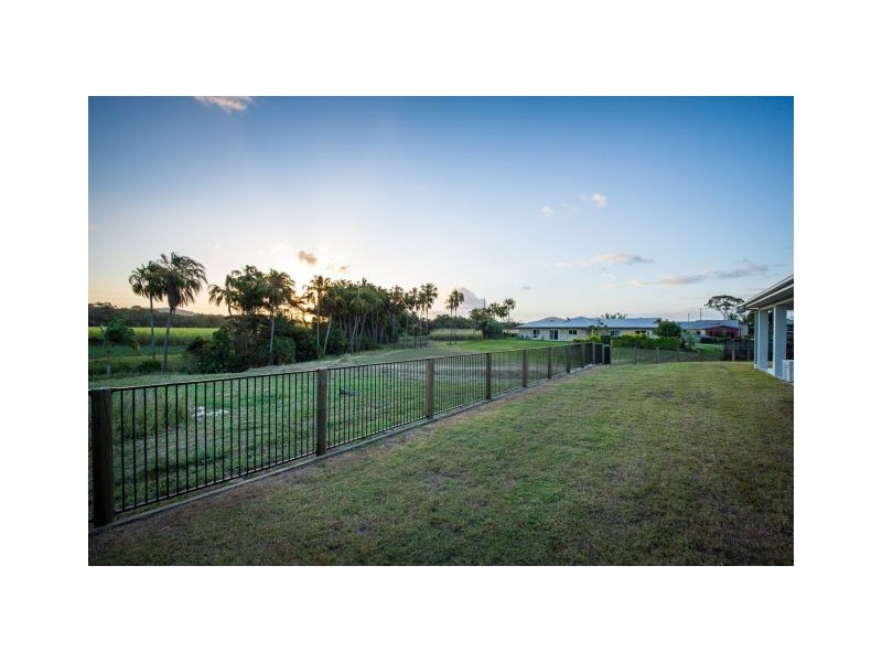 26 Burge Court, Glenella QLD 4740