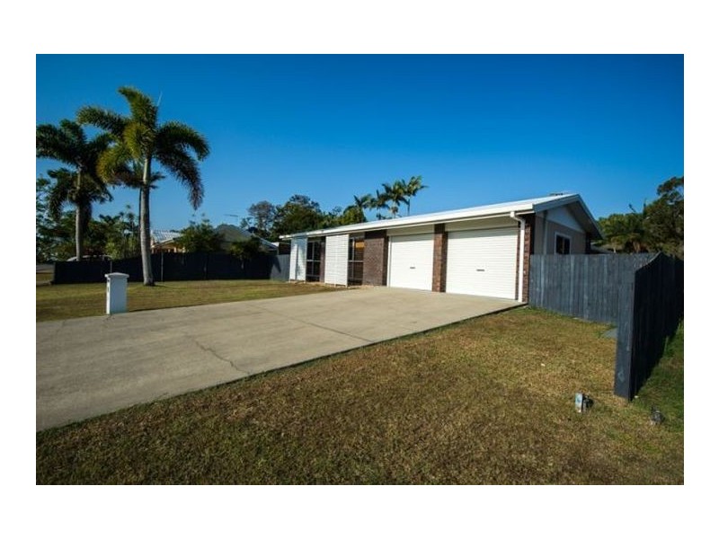 4 Broomdykes Drive, Beaconsfield QLD 4740