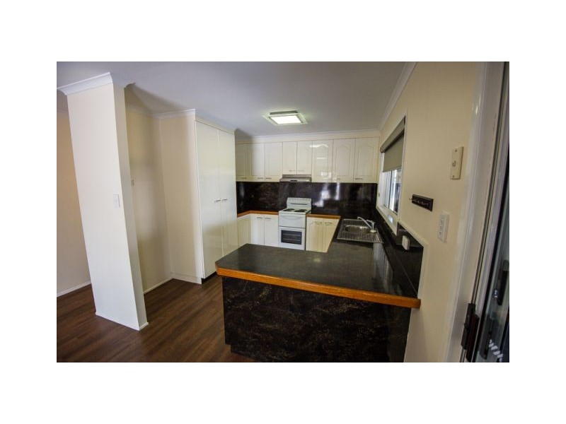 4 Broomdykes Drive, Beaconsfield QLD 4740