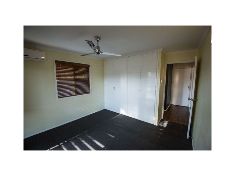 4 Broomdykes Drive, Beaconsfield QLD 4740