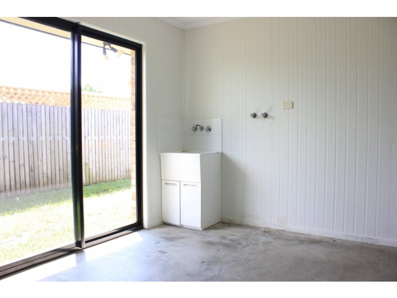 6 Lois Street, Mount Pleasant QLD 4740