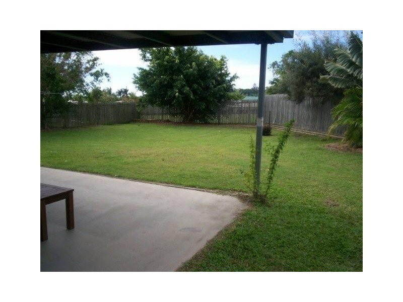 5 Dylan Drive, Eimeo QLD 4740