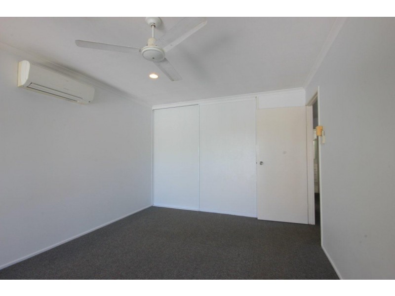 10/17 Beach Road, Dolphin Heads QLD 4740