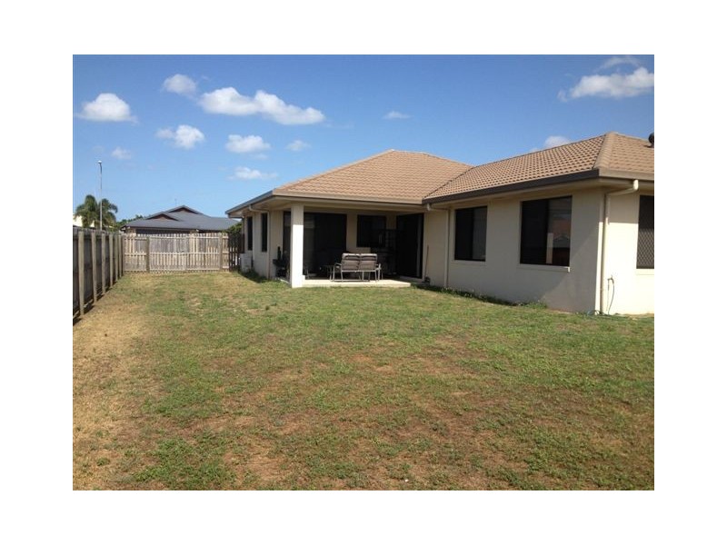 6 Companion Way, Bucasia QLD 4750