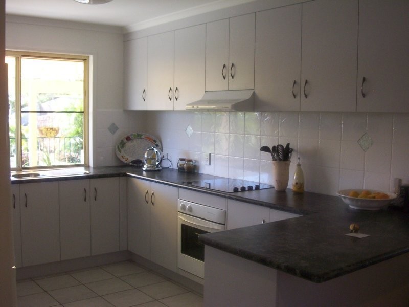 1 Beschen Court, Blacks Beach QLD 4740