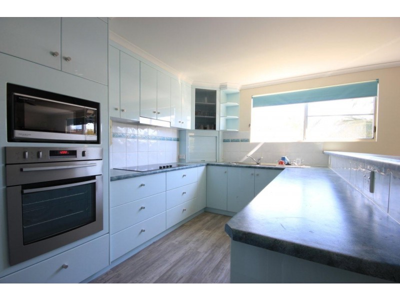 6 Bridge Road, East Mackay QLD 4740