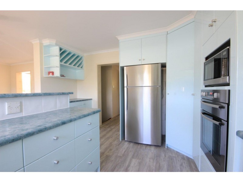 6 Bridge Road, East Mackay QLD 4740