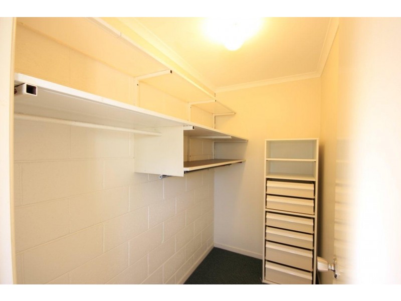 6 Bridge Road, East Mackay QLD 4740