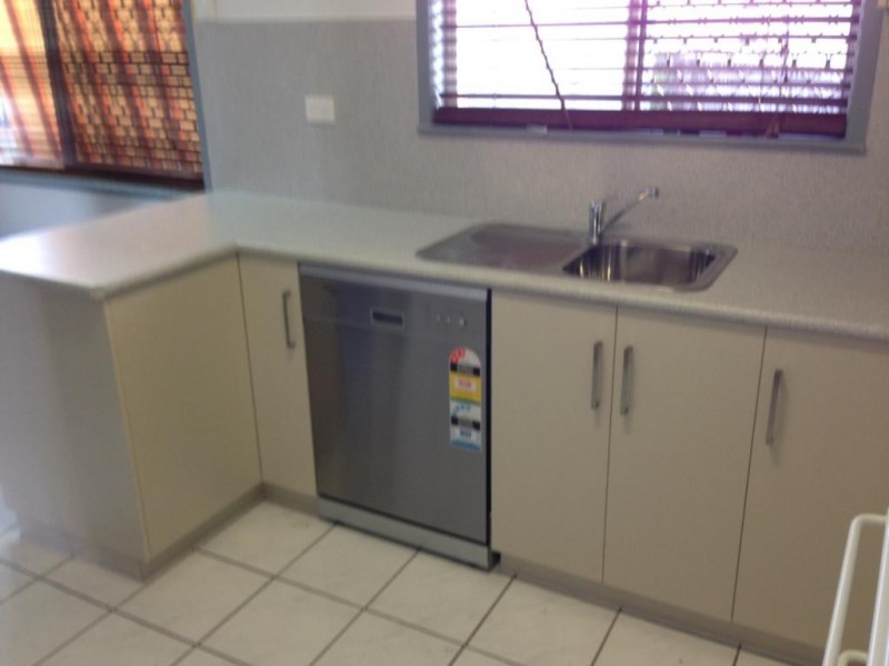 1 Laird Street, North Mackay QLD 4740