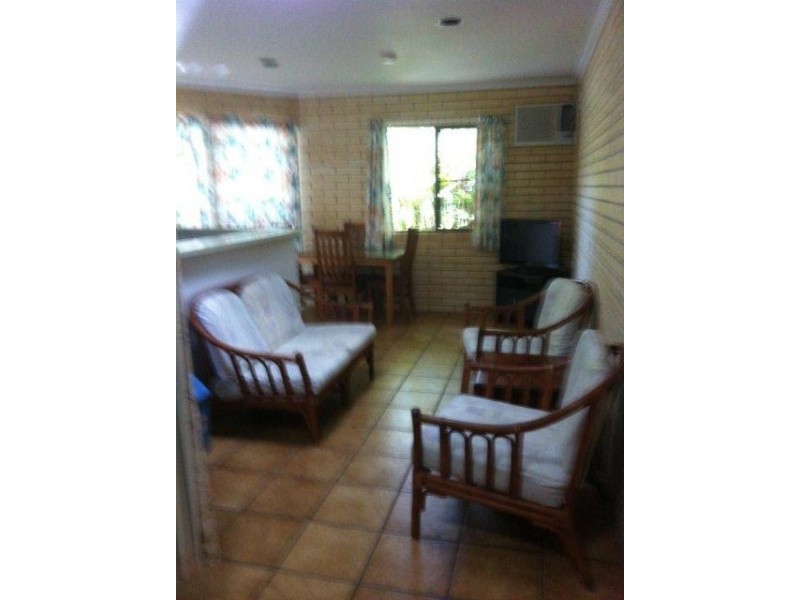 3/4 Symons Avenue, Mackay QLD 4740