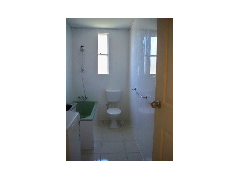 3/2 Roberts Ave, North Mackay QLD 4740