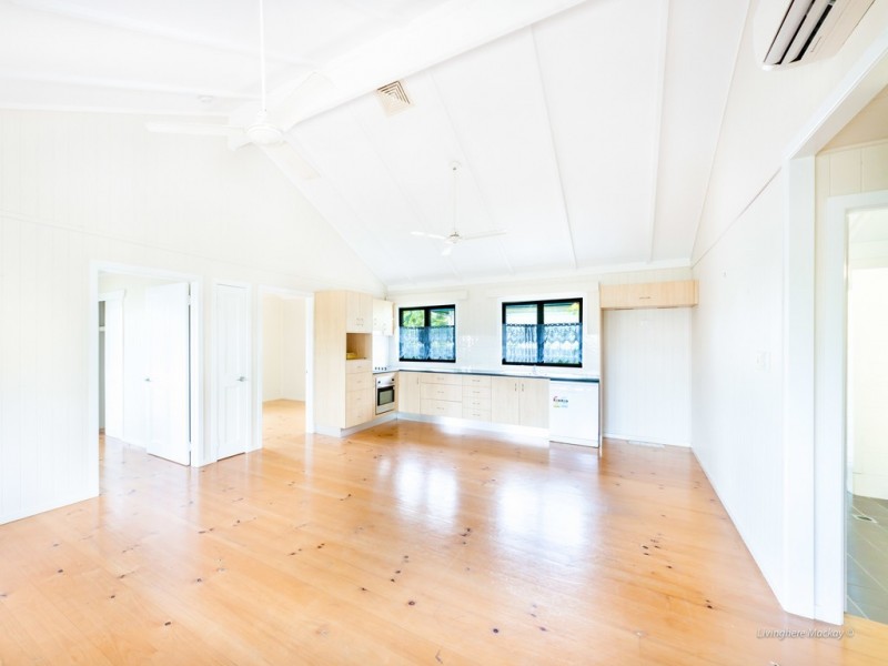 1/227 Slade Point Road, Slade Point QLD 4740