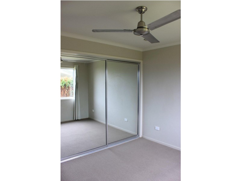 7 Sonoran street, Rural View QLD 4740