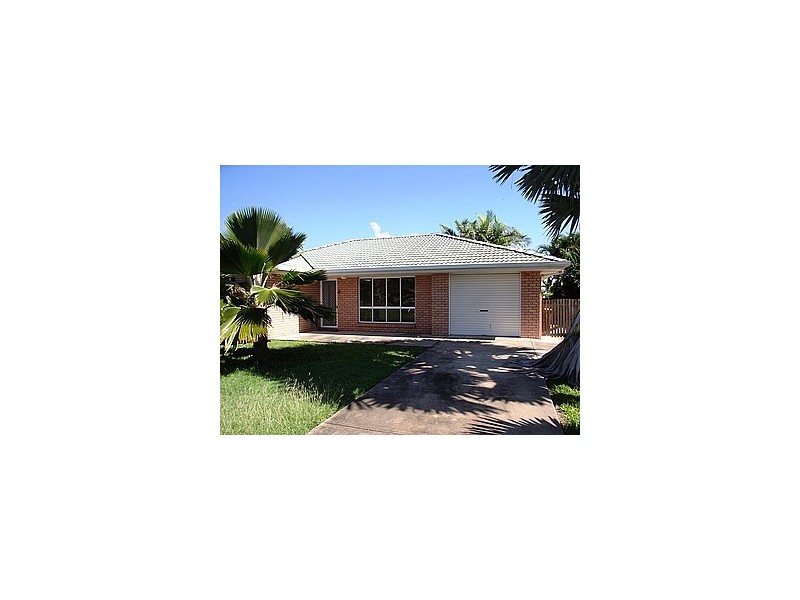 1 Melanie Street, Eimeo QLD 4740