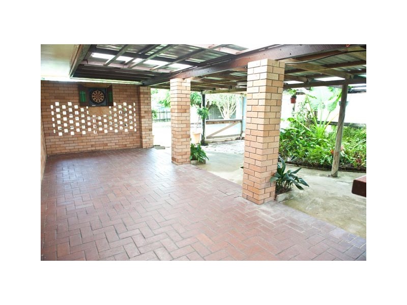 6 Shepherd Cres, Mount Pleasant QLD 4740