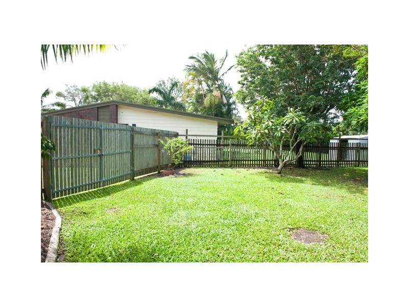 6 Shepherd Cres, Mount Pleasant QLD 4740