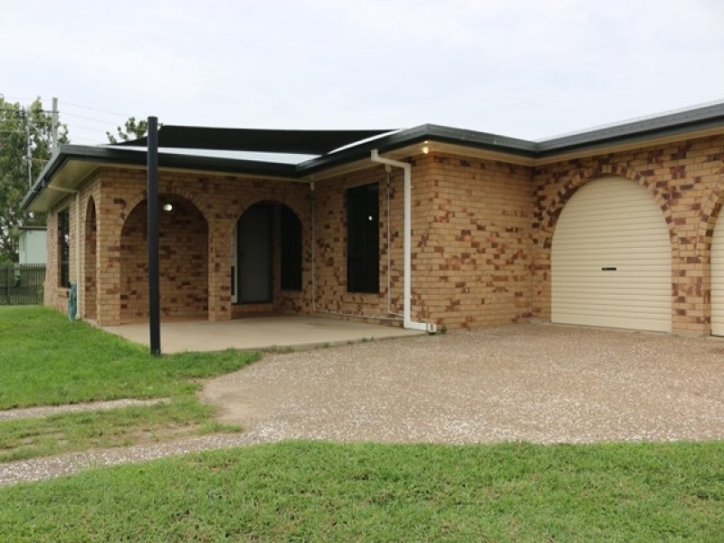 37 Melaleuca Street, Slade Point QLD 4740