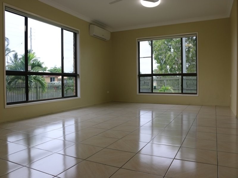 37 Melaleuca Street, Slade Point QLD 4740