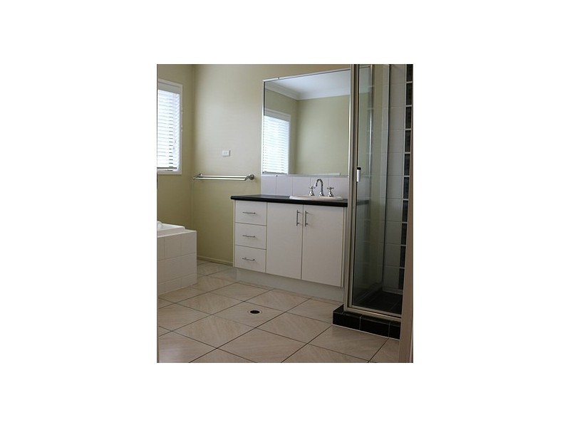 37 Melaleuca Street, Slade Point QLD 4740