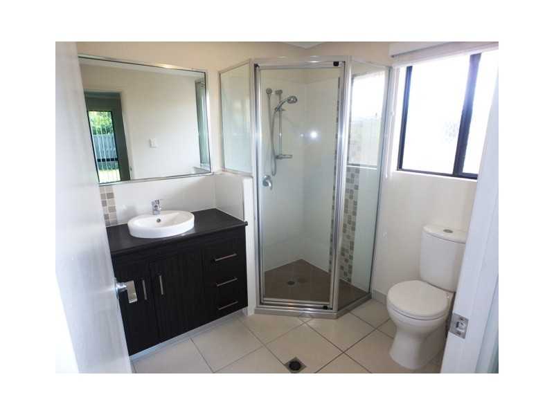 1/14 Bilgola Place, Blacks Beach QLD 4740