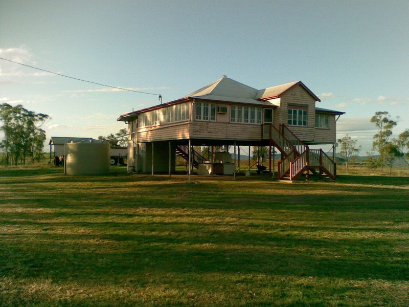 947 Mirani Eton Road, Mirani QLD 4754