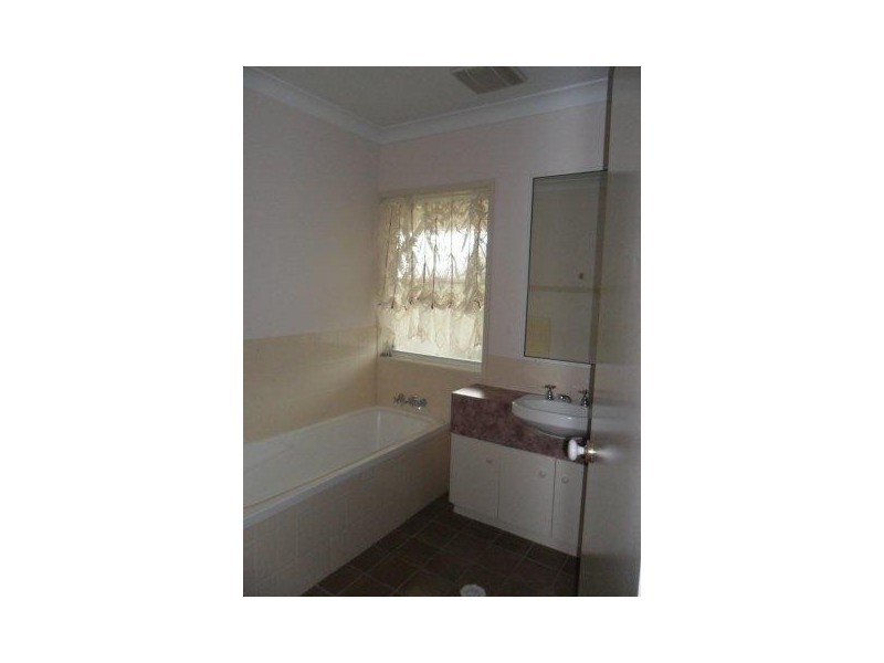 44 McLaughlin Dve, Eimeo QLD 4740