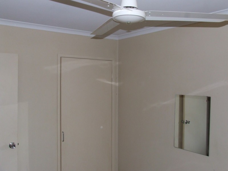 1/18 Eaglemount Road, Andergrove QLD 4740