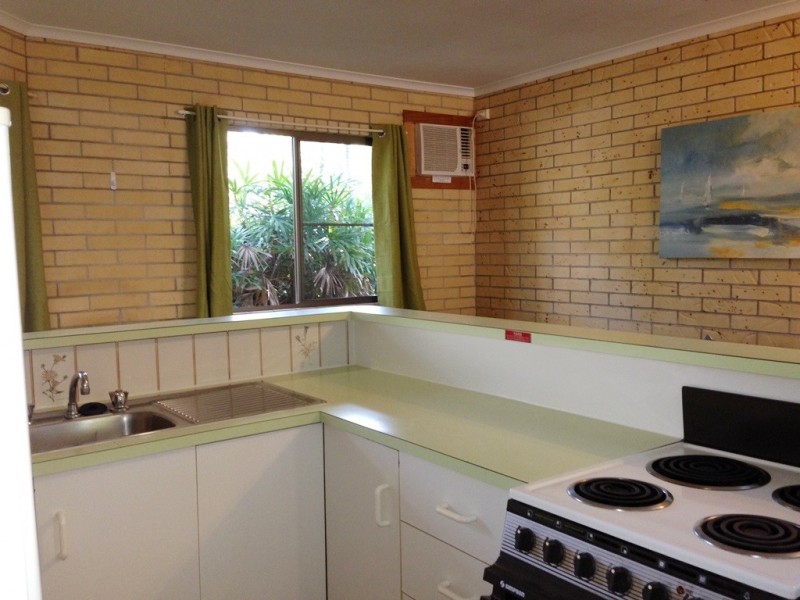 5/4 Symons Avenue, Bucasia QLD 4750