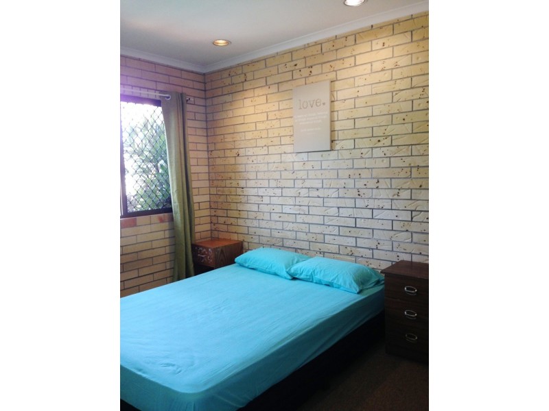 5/4 Symons Avenue, Bucasia QLD 4750