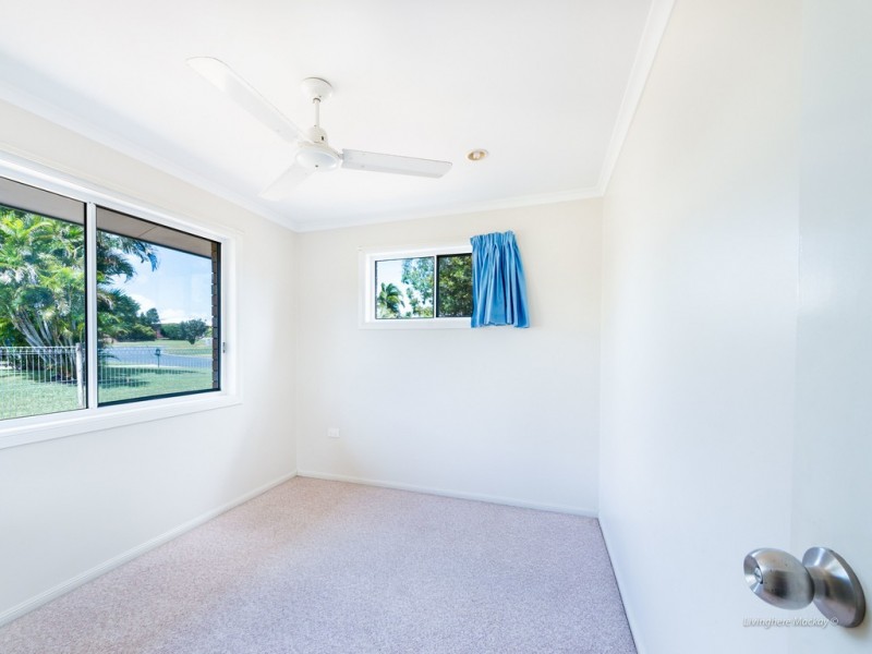 1 Kristy Crescent, Eimeo QLD 4740