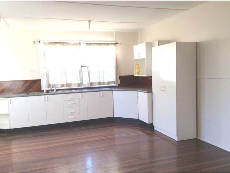 37 Malcomson Street, North Mackay QLD 4740