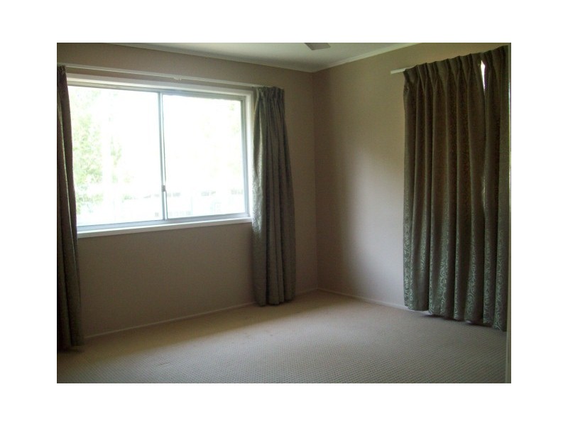 10 Pheasant Street, Slade Point QLD 4740