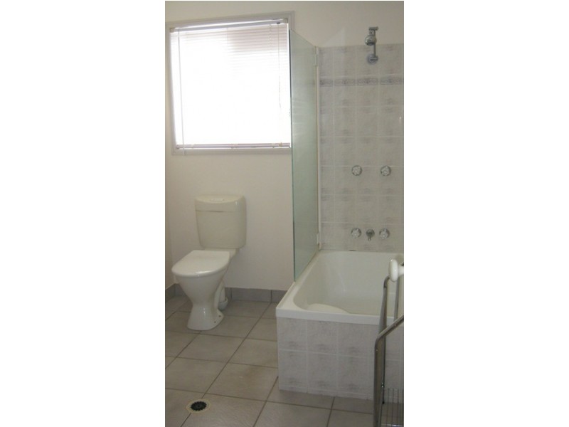 1/1 Shelley Court, Andergrove QLD 4740