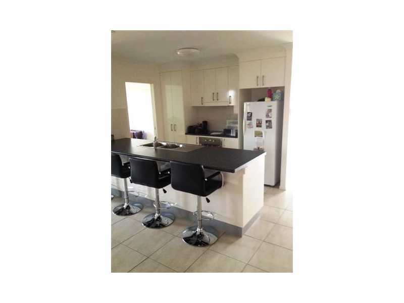 9 Salisbury Place,, Ooralea QLD 4740