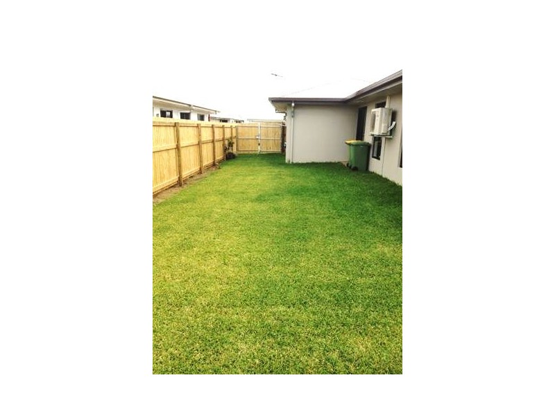 9 Salisbury Place,, Ooralea QLD 4740