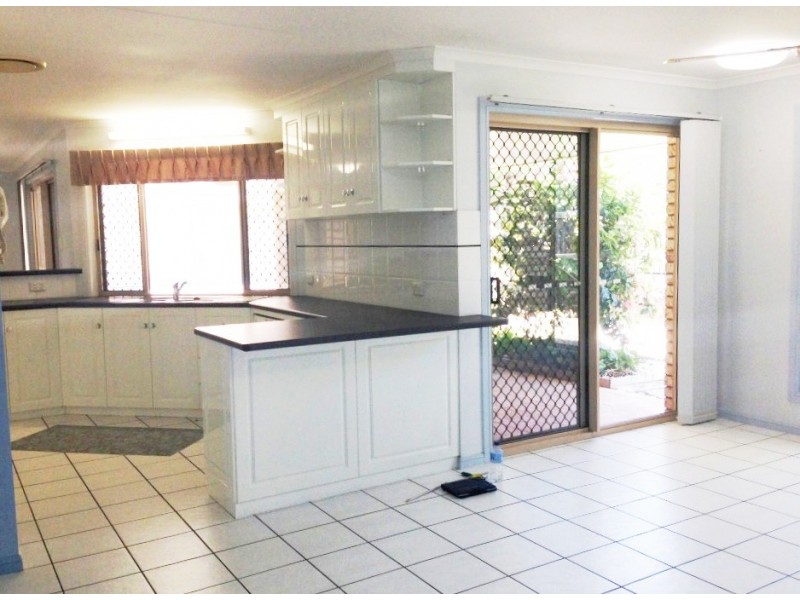 26 Lochmaben Court, Beaconsfield QLD 4740