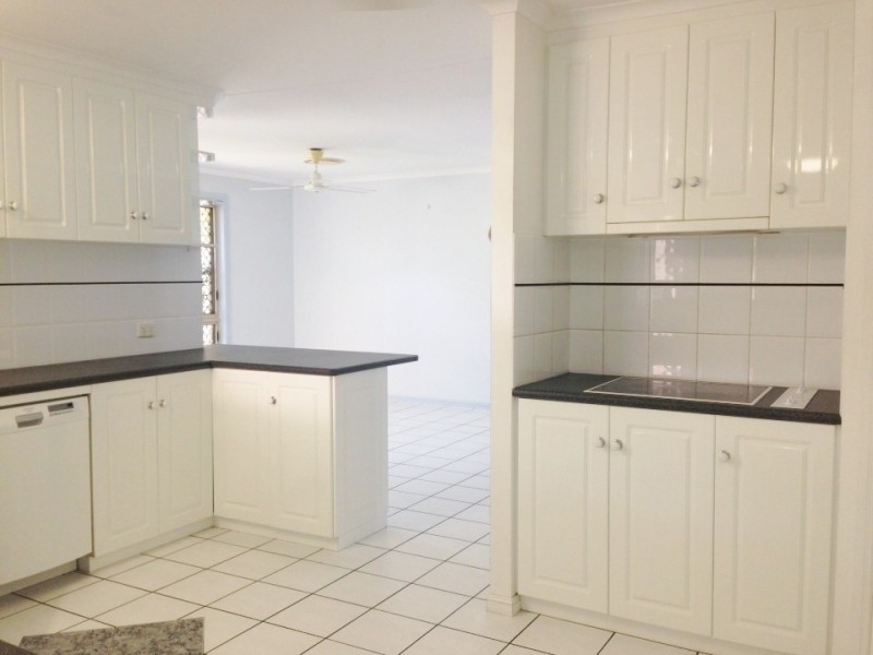 26 Lochmaben Court, Beaconsfield QLD 4740