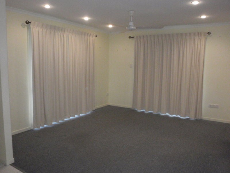 1 Hanlon Way, Rural View QLD 4740