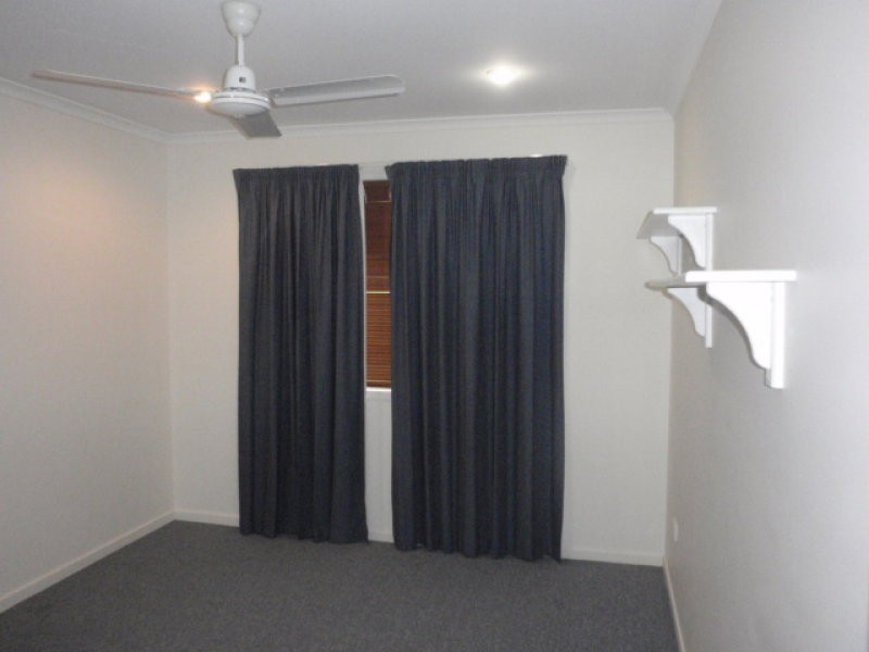 1 Hanlon Way, Rural View QLD 4740